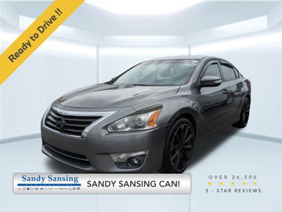 Used 2014 Nissan Altima 2.5 SV w/ Convenience Package