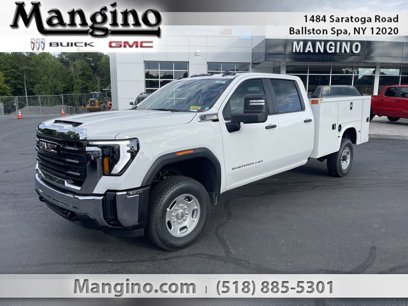 New 2024 GMC Sierra 2500 Pro w/ Convenience Package
