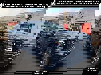 New 2024 Nissan Titan SV w/ SV Bronze Edition Package