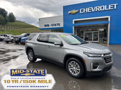Used 2023 Chevrolet Traverse LT