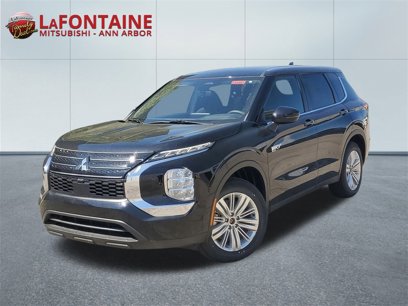 New 2025 Mitsubishi Outlander ES