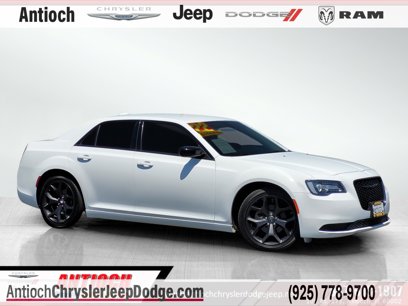 Certified 2022 Chrysler 300 Touring w/ Sport Appearance Package