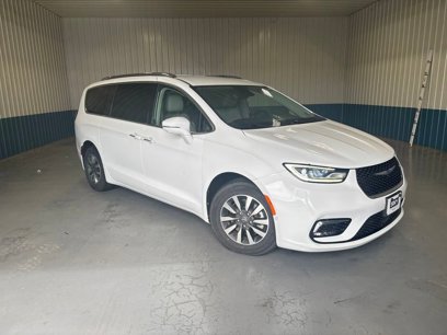 Used 2021 Chrysler Pacifica Touring-L