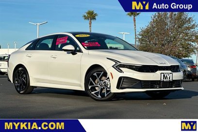 New 2025 Kia K5 EX