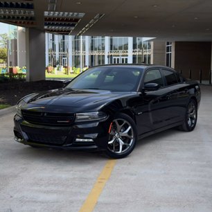 Used 2016 Dodge Charger R/T w/ Navigation & Travel Group