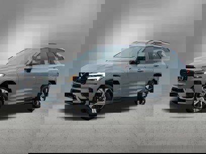 Certified 2025 Volvo XC60 T8 Plus w/ Protection Package Premier
