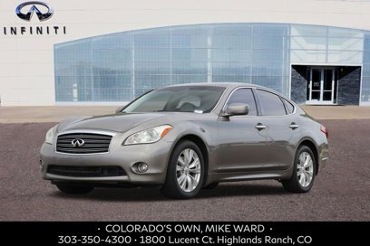 Used 2011 INFINITI M56 x w/ Deluxe Touring Pkg