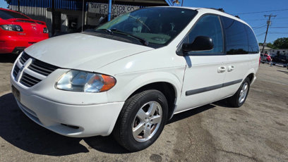 Used 2006 Dodge Caravan SXT w/ Popular Equipment Group I