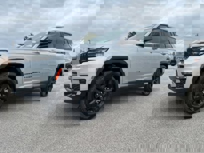 New 2025 Jeep Grand Cherokee L Limited w/ Luxury Tech Group II