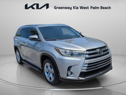 Used 2017 Toyota Highlander Limited