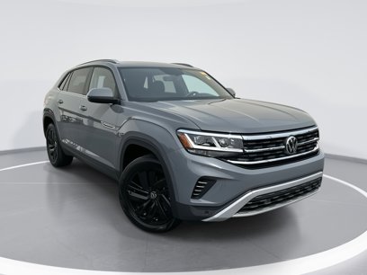 Certified 2022 Volkswagen Atlas Cross Sport SE w/ Panoramic Sunroof Package