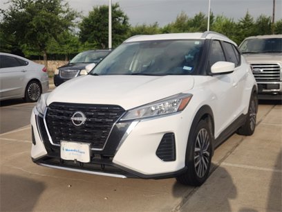 Used 2022 Nissan Kicks SV