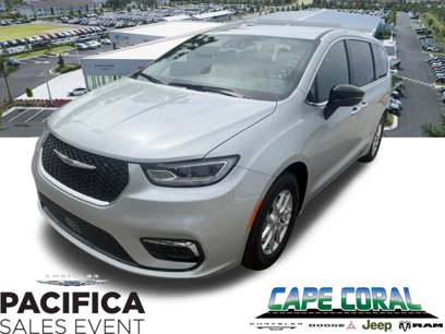New 2026 Chrysler Pacifica Select