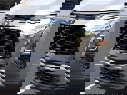 New 2025 Chevrolet Equinox ACTIV