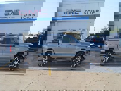 Used 2023 Chevrolet Colorado Z71 w/ Z71 Convenience Package 2
