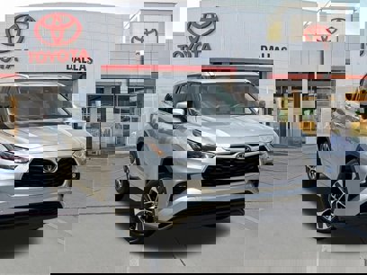 Used 2023 Toyota Highlander XLE