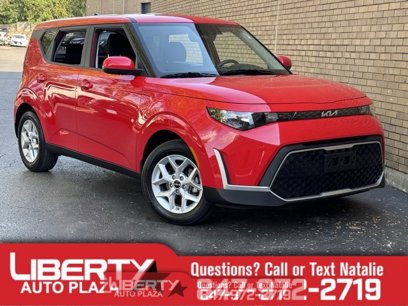 Used 2023 Kia Soul LX w/ LX Technology Package