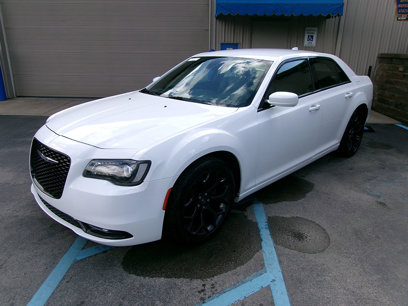Used 2019 Chrysler 300 S