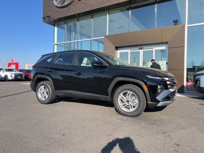 New 2025 Hyundai Tucson SE