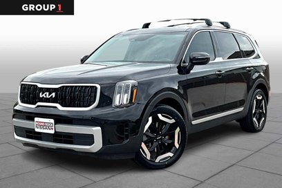 Used 2023 Kia Telluride EX w/ EX Captain's Chair Package