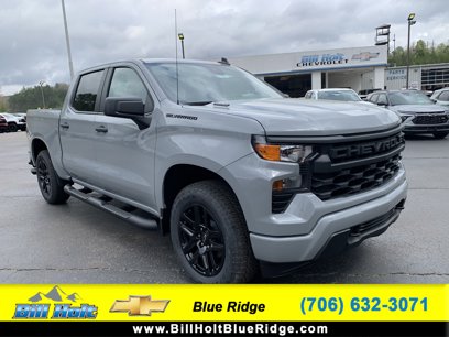 New 2025 Chevrolet Silverado 1500 Custom w/ Turbomax Blackout Package