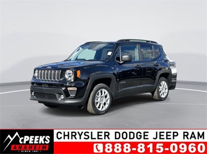 New 2023 Jeep Renegade Latitude w/ Sun & Fun Group