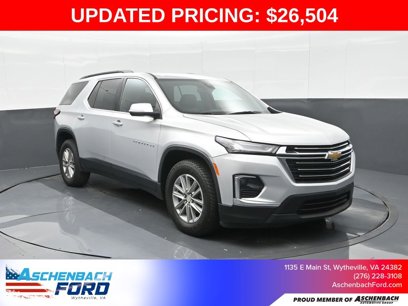 Used 2022 Chevrolet Traverse LT