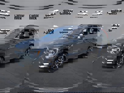 New 2025 Kia Niro LX
