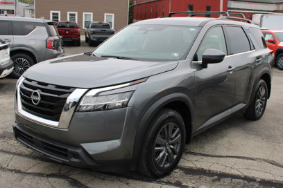 Certified 2022 Nissan Pathfinder SV
