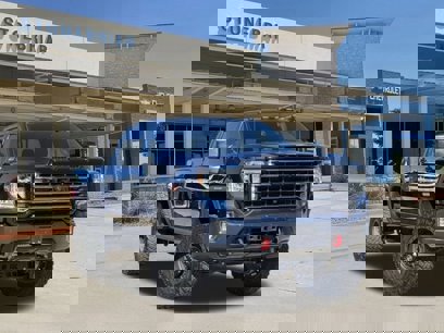 Used 2022 GMC Sierra 2500 AT4 w/ AT4 Premium Plus Package