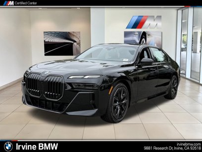 New 2025 BMW 740i w/ Premium Package