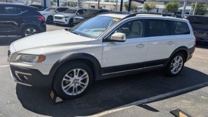 Used 2016 Volvo XC70 T5 Premier w/ Proximity Package