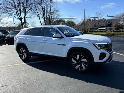 New 2024 Volkswagen Atlas Cross Sport SEL
