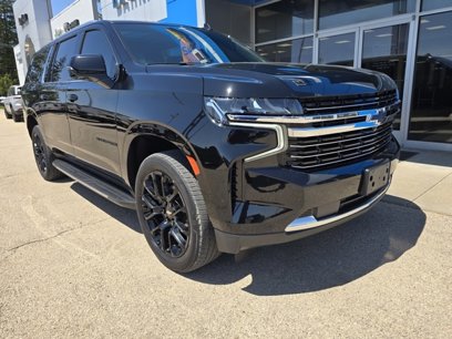 Used 2022 Chevrolet Suburban LT w/ LT Signature Package
