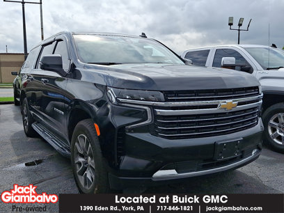 Used 2022 Chevrolet Suburban LT w/ Luxury Package