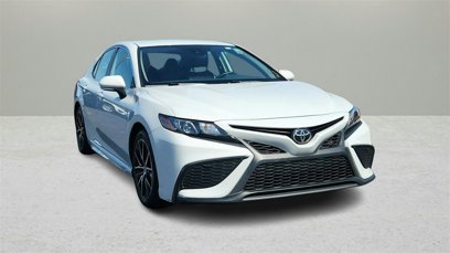 Used 2023 Toyota Camry SE