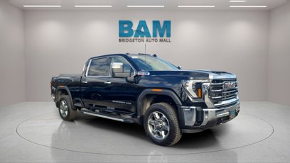 New 2025 GMC Sierra 2500 SLT w/ SLT Premium Package