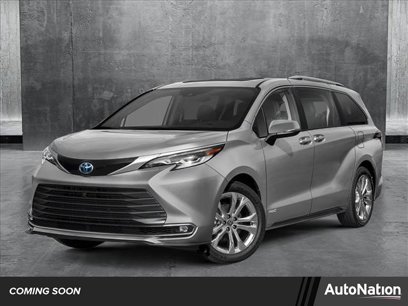 New 2025 Toyota Sienna Platinum