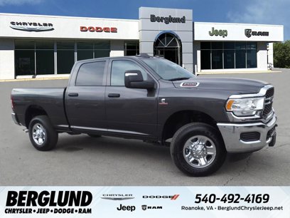 New 2024 RAM 2500 Tradesman w/ Chrome Appearance Group