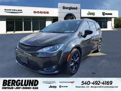 Used 2019 Chrysler Pacifica Touring-L Plus w/ Advanced Safetytec Group