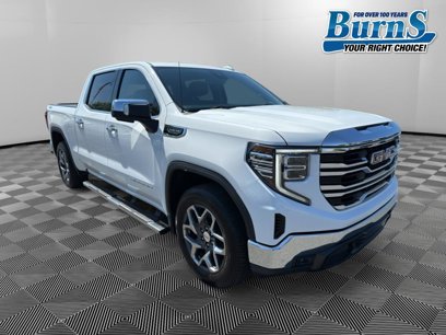 Used 2022 GMC Sierra 1500 SLT w/ SLT Convenience Package
