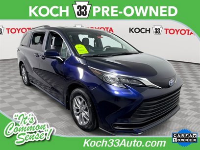 Used 2025 Toyota Sienna LE