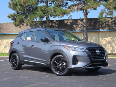 Used 2022 Nissan Kicks SR