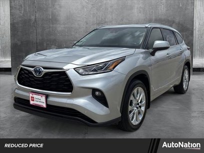 Used 2023 Toyota Highlander Limited