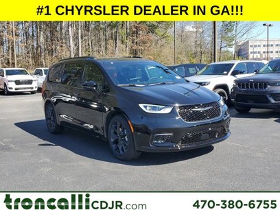 New 2025 Chrysler Pacifica Limited