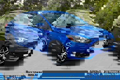 Used 2018 Ford Focus SE w/ SE Appearance Package