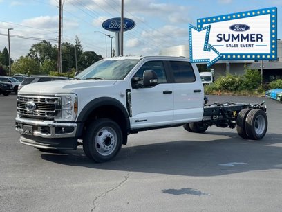 New 2024 Ford F550 2WD Crew Cab Super Duty w/ XL Chrome Package