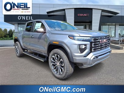 New 2025 GMC Canyon Denali