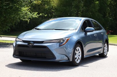 Used 2025 Toyota Corolla LE