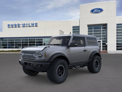 New 2023 Ford Bronco Badlands w/ Sasquatch Package